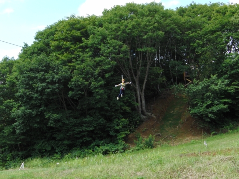 ZIP LINE_a0023246_883012.jpg