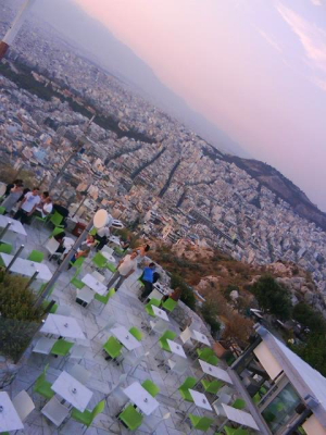 ギリシャ旅行記 2009年7月：10 - リカヴェトスの丘からの夕日_a0116772_5133216.jpg