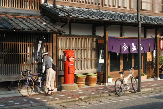 自転車を積んで⇒村上へ○。。。。..._d0039111_14231734.jpg