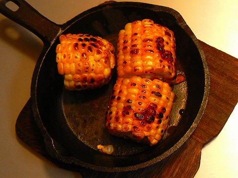 焼きとうもろこしは焦げ目がうまい_d0010073_21252914.jpg