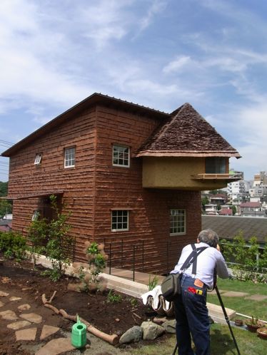 快晴ロケ日記! 藤森さんの新作「コッパーハウス」へ!/シミリエ_c0195791_22321420.jpg