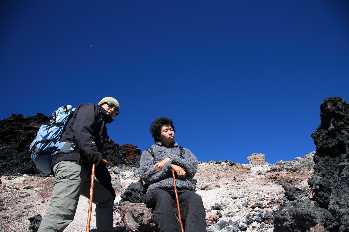 富士登山2009「お鉢逆戻り」_f0157812_9302288.jpg