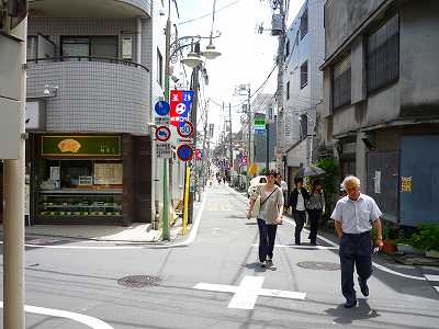 トライフルへの歩き方_b0167617_17192989.jpg