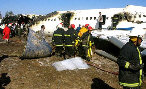 また墜ちた！イラン２度目の旅客機事故で17名死亡_d0123476_20344860.jpg
