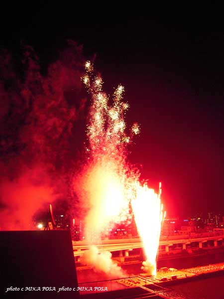 花火と火柱_b0164803_1148854.jpg