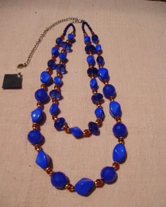 necklaces　with　acrylic fiber　Beads_e0160036_14193479.jpg