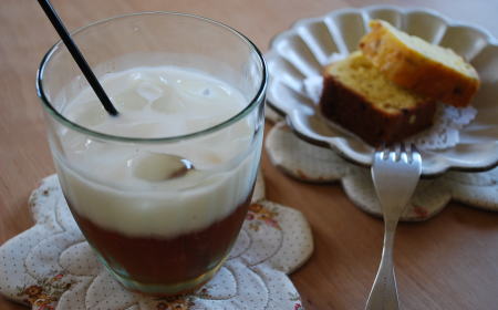 ほうじ茶オレと梅のパウンドケーキ_d0091671_2324640.jpg