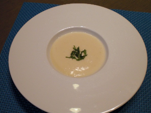 桃の冷製スープ_c0013687_2137290.jpg