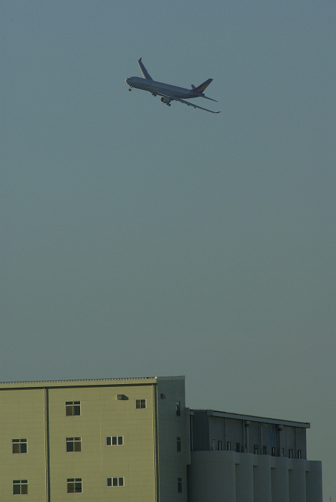 Asiana #1045 Landing at HND on time_c0101927_2243774.jpg