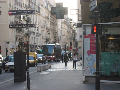 パリのいろいろ：カフェとメトロ_d0143739_23184849.jpg