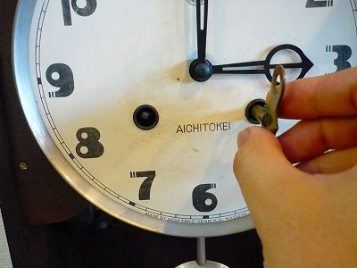 柱時計 掛け時計 振り子時計の使い方 改訂版 トライフル 西荻窪 時計修理とアンティーク時計の店