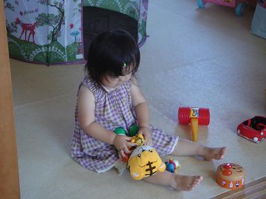 e0181047_0422344.jpg