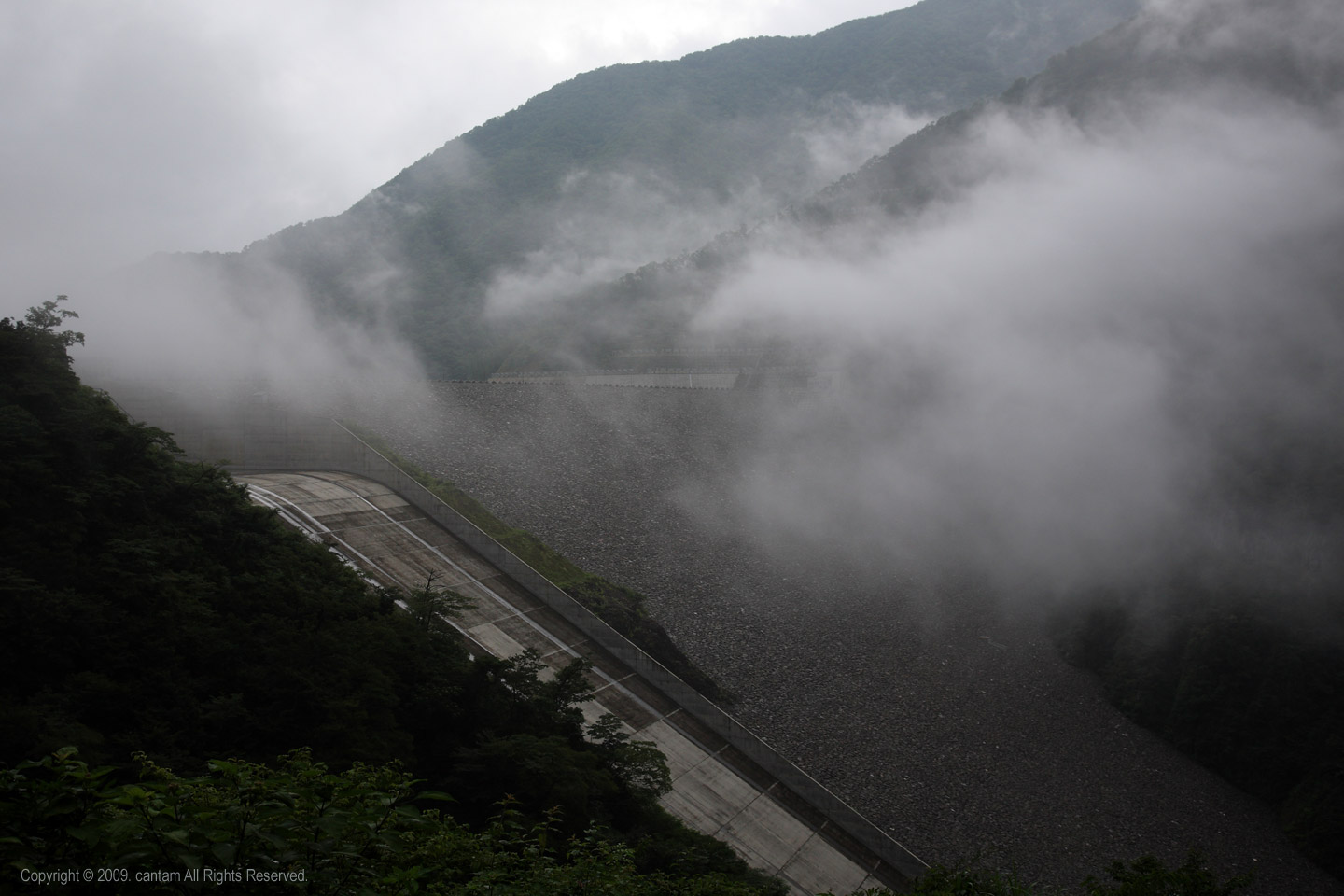 岐阜県 揖斐川町 徳山ダム_f0091955_22355821.jpg