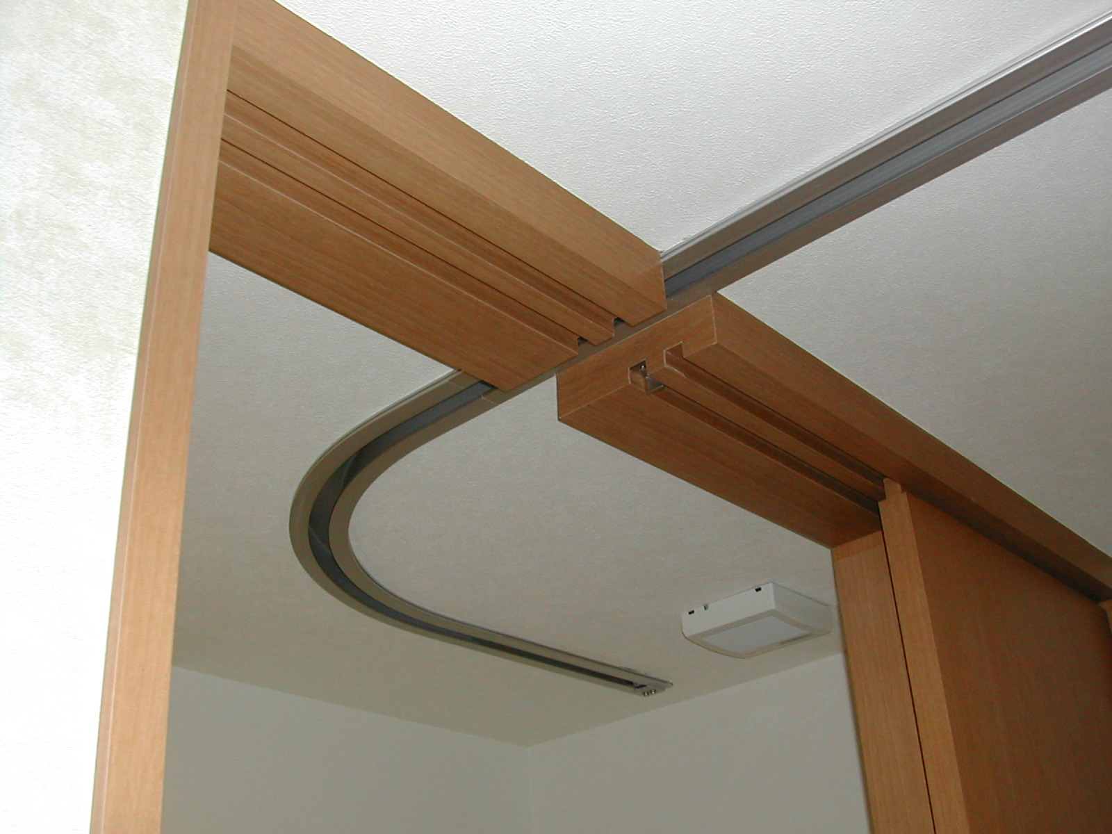 建具と枠(洗面所とトイレ)_b0179298_2354312.jpg