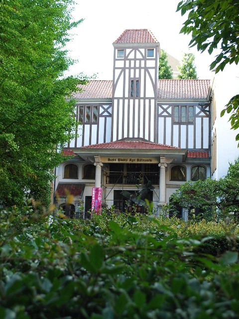 東京・早稲田大学坪内博士演劇博物館(昭和モダン建築探訪)_f0142606_232291.jpg
