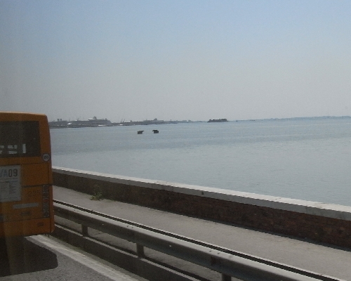 f0006510_2046357.jpg