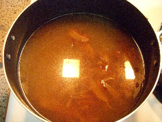 今日の夕飯は昆布ソバ_e0166355_16472392.jpg