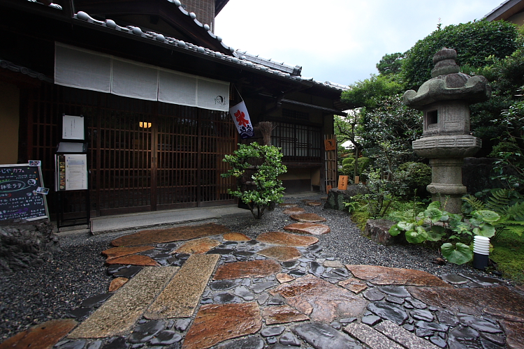 よーじやカフェ 銀閣寺店_e0051888_551936.jpg