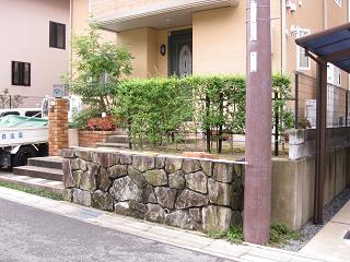 花壇完成しました^0^_e0128446_17254545.jpg