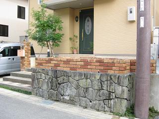 花壇完成しました^0^_e0128446_17255967.jpg
