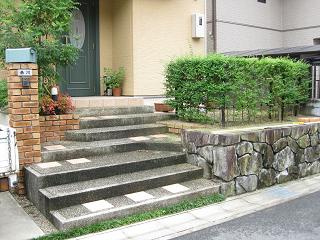花壇完成しました^0^_e0128446_17261410.jpg