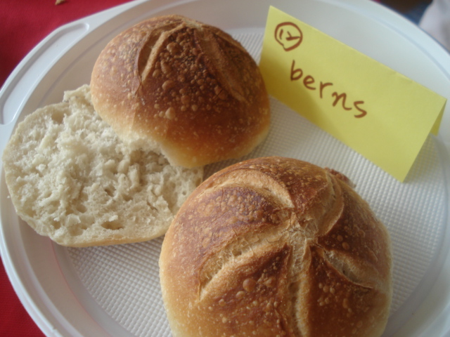 食べ比べ・Brötchen_c0193257_918143.jpg