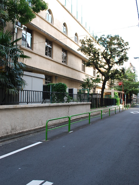 東京都台東区立黒門小学校(昭和モダン建築探訪)_f0142606_0142511.jpg