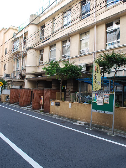 東京都台東区立黒門小学校(昭和モダン建築探訪)_f0142606_02468.jpg