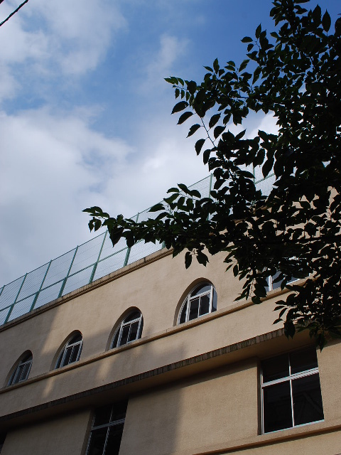 東京都台東区立黒門小学校(昭和モダン建築探訪)_f0142606_0271382.jpg