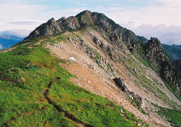 槍穂の大展望から、百名山・鷲羽岳、水晶岳と赤牛岳の縦走_a0113718_1864527.jpg