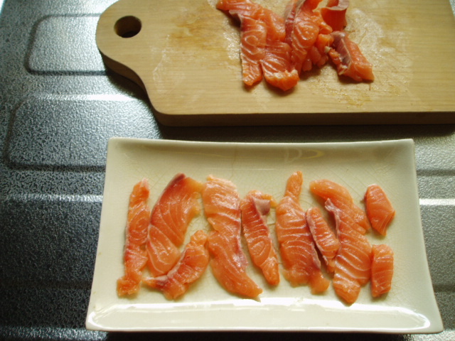 ＜イギリス料理・レシピ＞ イギリス風鮭の刺身【Salmon Sashimi】_e0038047_18255375.jpg