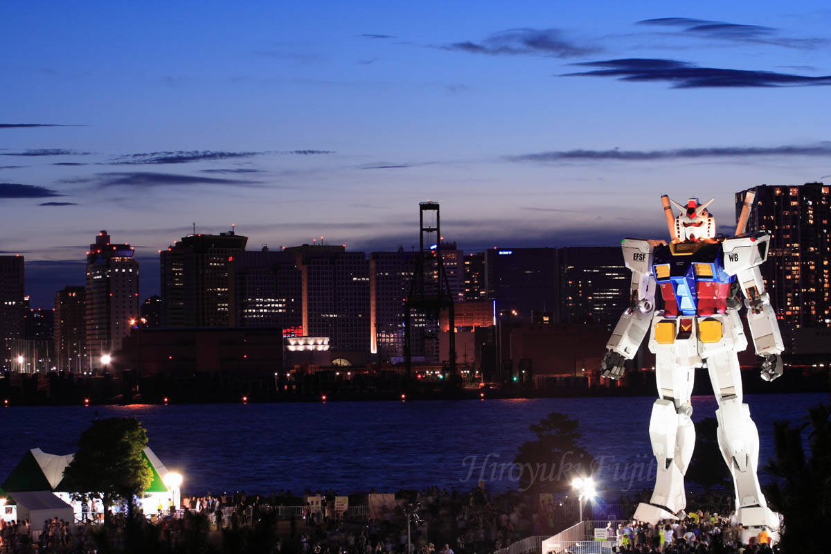 MOBILE SUIT GUNDAM IN TOKYO ODAIBA_b0152458_07945.jpg