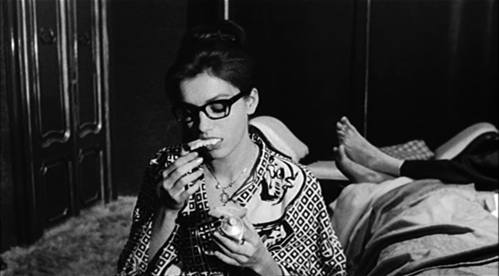 カトリーヌ・スパーク（Catherine Spaak）「女と男と金」（1965）・・・前編_e0042361_2385972.jpg