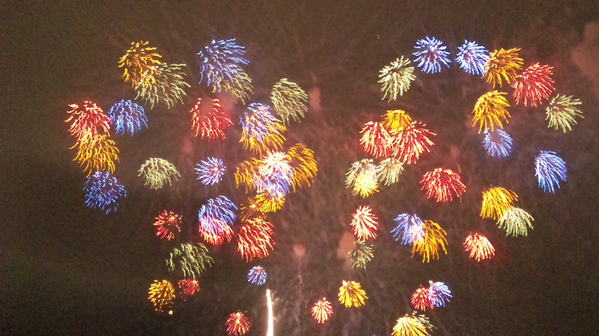 雨の中の花火大会_f0144003_21291332.jpg