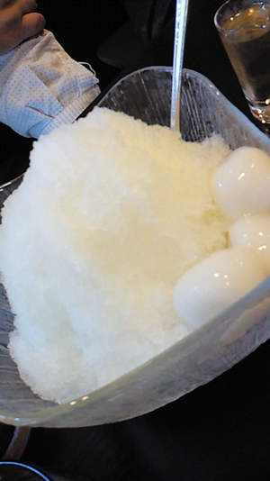 京都中村軒の夏期限定かき氷_a0115906_1622504.jpg