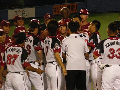 8月2日 マリーンズ対イーグルス_b0166128_1173186.jpg