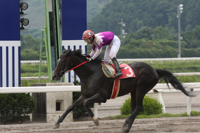 2009年7月19日(日) 高知競馬 2R Eイ_a0077663_17582941.jpg