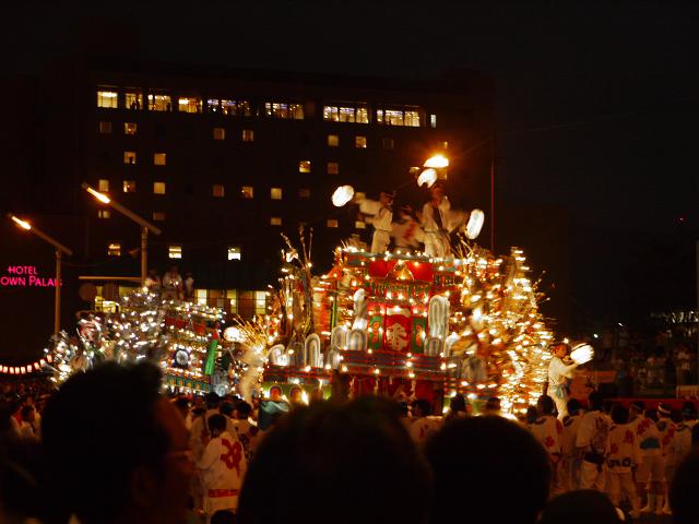 パレードとYOSAKOI_c0198903_21423452.jpg