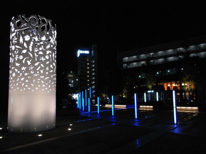 名古屋で異次元空間発見_c0025115_22254632.jpg