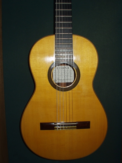 Leona トーレスレオナモデル Guitar Gallery Leona トーレスレオナモデル Guitar Gallery