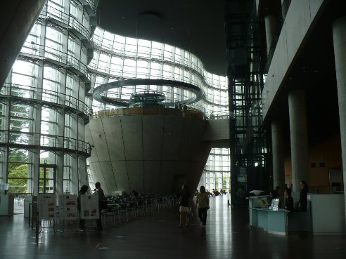 2009年８月４日（火）　東京シリーズ①国立新美術館_a0063364_22162941.jpg