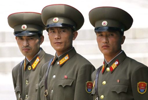 ビル・クリントン 米記者解放交渉の特命で北朝鮮へ_d0123476_1562442.jpg