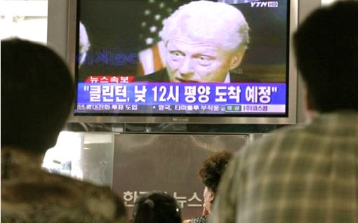 ビル・クリントン 米記者解放交渉の特命で北朝鮮へ_d0123476_18103763.jpg