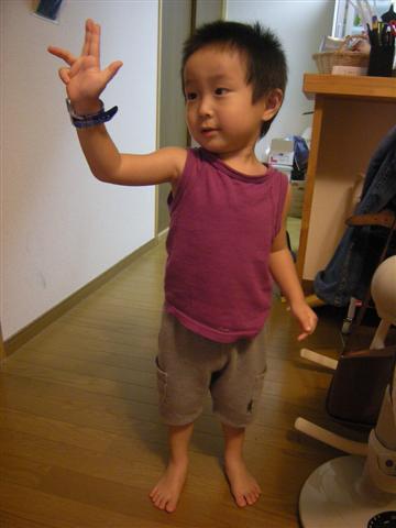 ヒーロー_b0120103_1362792.jpg