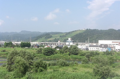 浦佐大橋の通り_a0084753_1031361.jpg