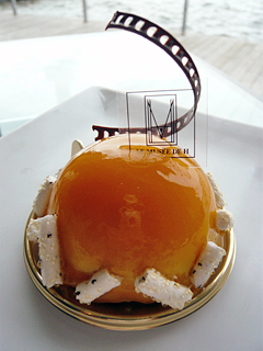 和倉温泉でアーチーチー！_c0053520_1726112.jpg