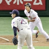 巨人、２連勝で貯金２２！巨人５４勝３２敗８分 .６２８　セリーグ１位 　_d0150722_11363628.jpg