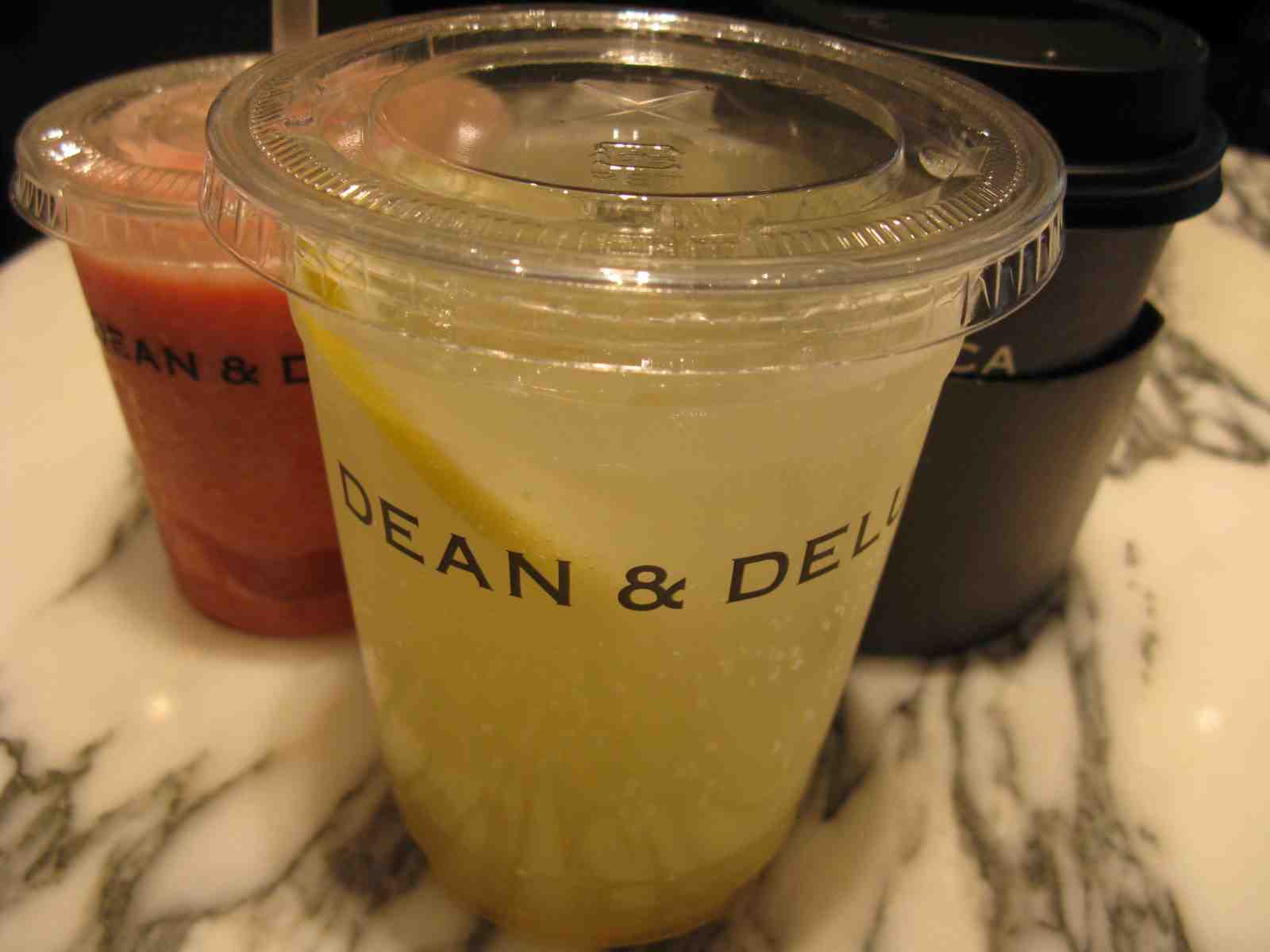 DEAN & DELUCA　羽田空港店_e0171740_21172272.jpg