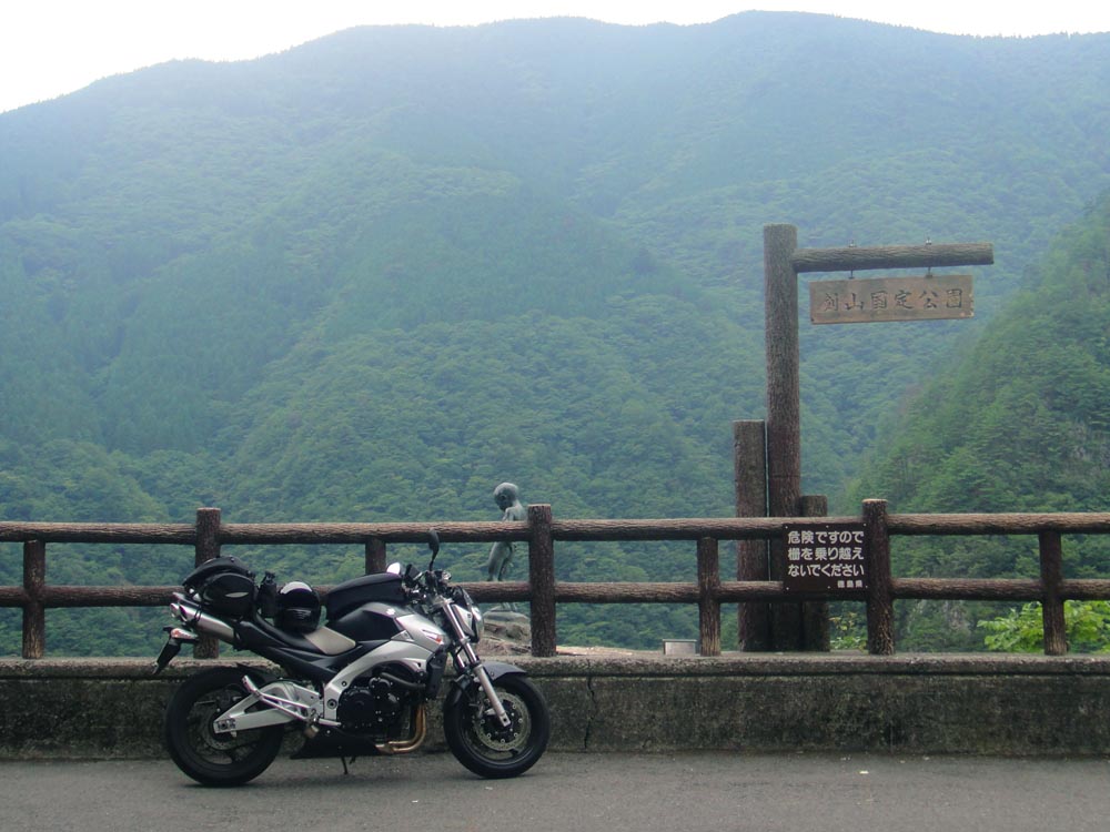 f0178087_0422344.jpg