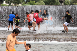 生きるとは　生き抜くことよ　夏の空 2009/8/10_e0156339_23574328.jpg